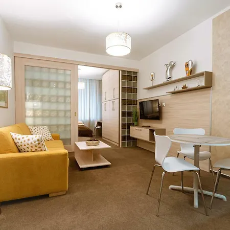 Apartment Elegance Hrebienok